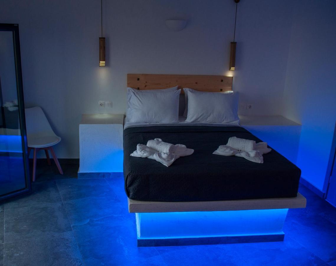 Sun Springs Suites Kamari  Luaran gambar