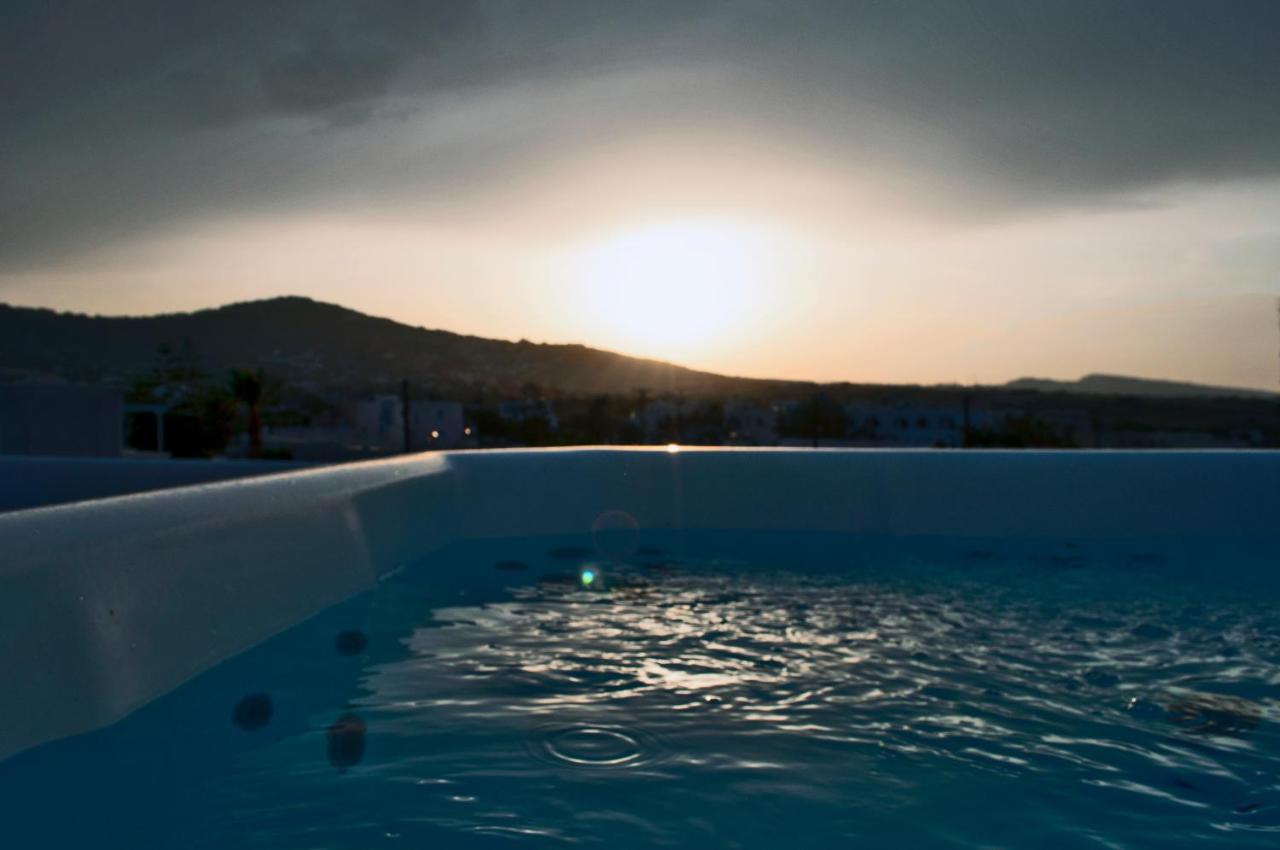 Sun Springs Suites Kamari  Luaran gambar