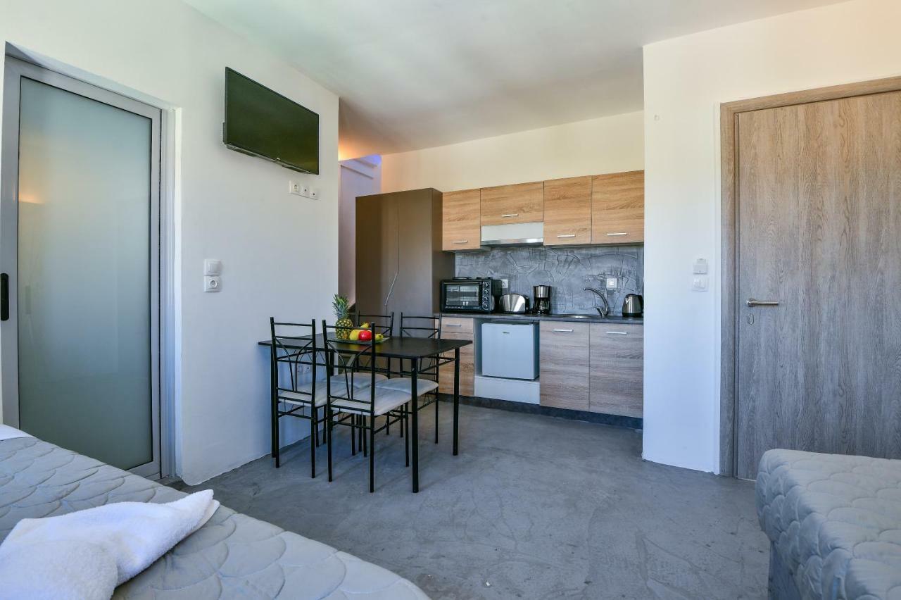 Sun Springs Suites Kamari  Luaran gambar